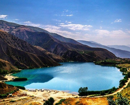 دریاچه حصارچال؛ نگین کوهستان‌های کلاردشت
