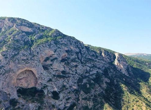 غار اسپهبد خورشید؛ بزرگ‌ترین طاق طبیعی ایران